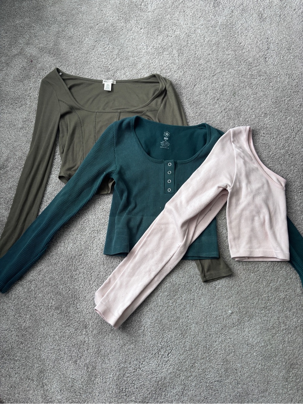 Women’s Ribbed Long-Sleeve Tops — Olive, Teal & Light Pink